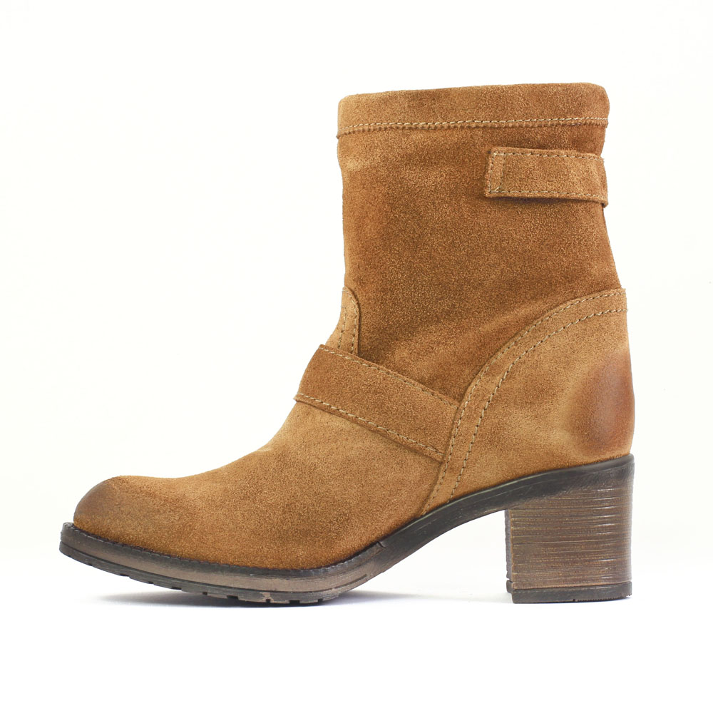 bottines a talon beige
