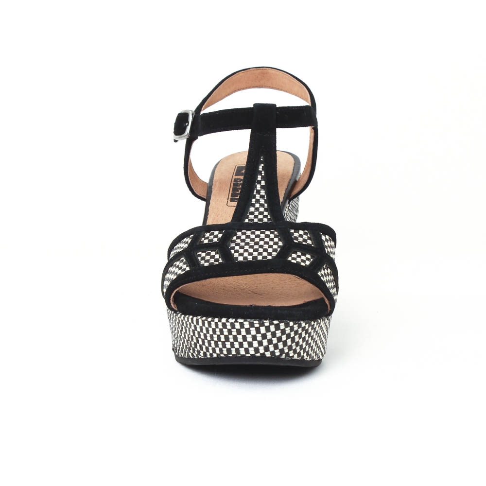 nu pied compensé chaussea