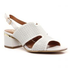 nu-pieds-talon blanc: même style de chaussures en ligne pour femmes que les Rieker