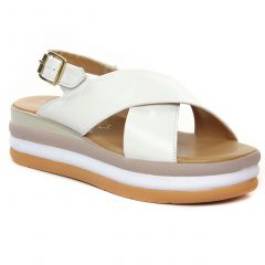 sandales-compensees blanc: même style de chaussures en ligne pour femmes que les Rieker