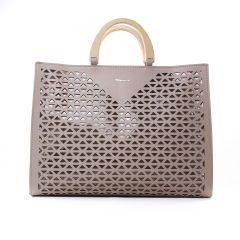 sacs-a-main beige taupe: même style de chaussures en ligne pour femmes que les Tamaris
