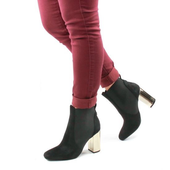 boots élastiquées Gioseppo noir doré portée