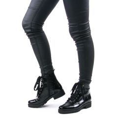 chaussures scarlatine