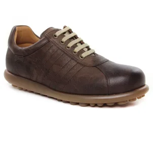 chaussures-basses-a-lacets marron même style de chaussures en ligne pour hommes que les  Caterpillar